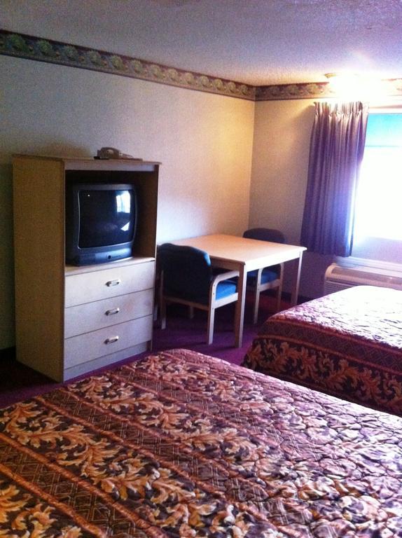 Civic Center Inn 산타아나 객실 사진